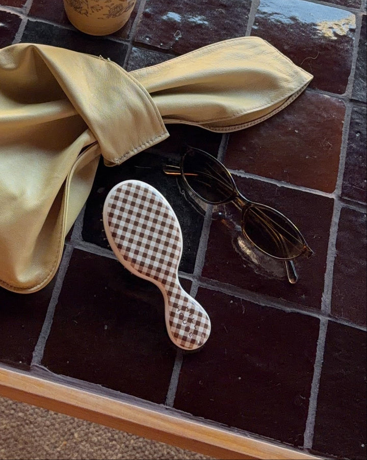 Hill House x Wet Brush Mini Detangler - Brown Gingham