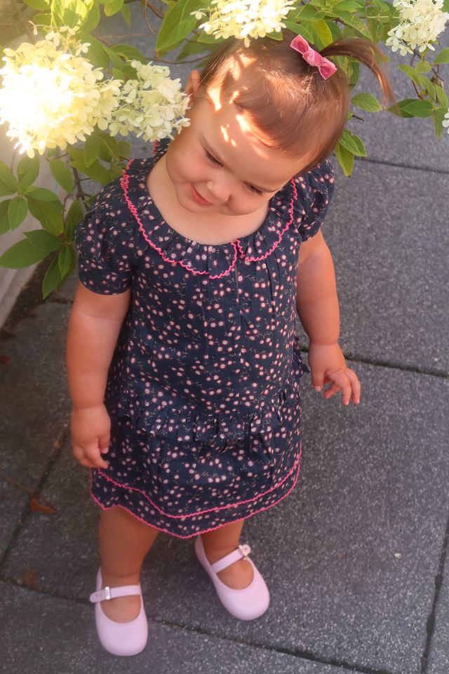 The Tiny Denver Top -  Daisy Ditsy Toss Navy